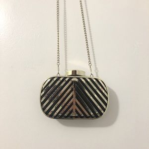 VINTAGE INSPIRED GOLD MINI BAG